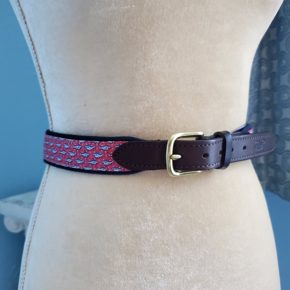 Vineyard Vines shark print belt